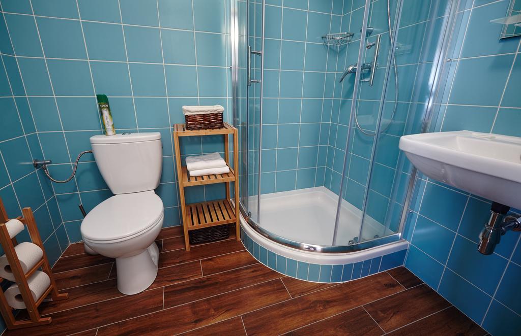 Queen Bee Apartments Prag Rum bild